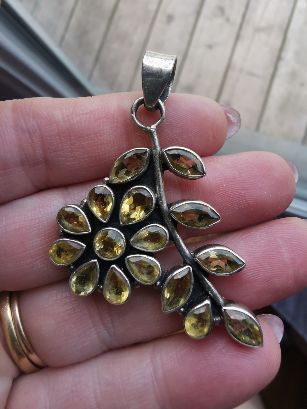 Sterling Silver Yellow Gemstone Floral Pendant - 925